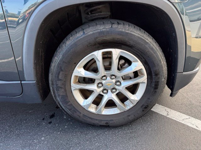 Used 2020 Chevrolet Traverse LT FWD image 4