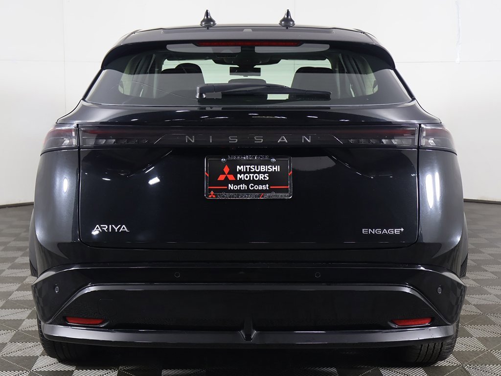 Used 2023 Nissan Ariya FWD image 15