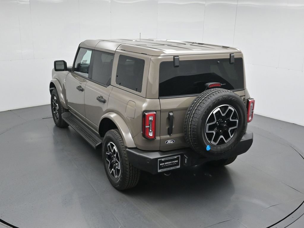 New 2026 Ford Bronco Outer Banks image 37