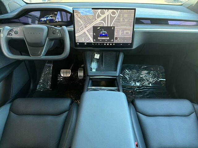 Used 2023 Tesla Model X AWD/4WD image 17
