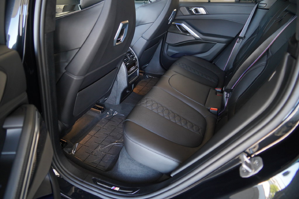 New 2026 BMW X6 M Competition w/ Executive Package AWD/4WD image 34
