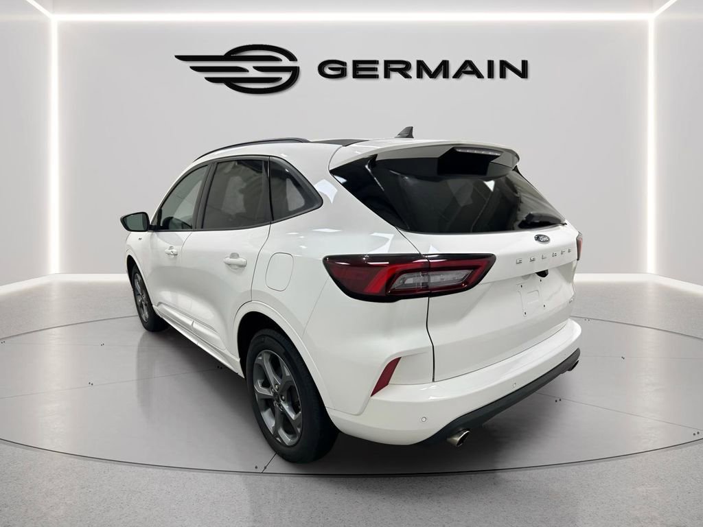 Used 2024 Ford Escape ST-Line w/ Tech Pack #1 image 4