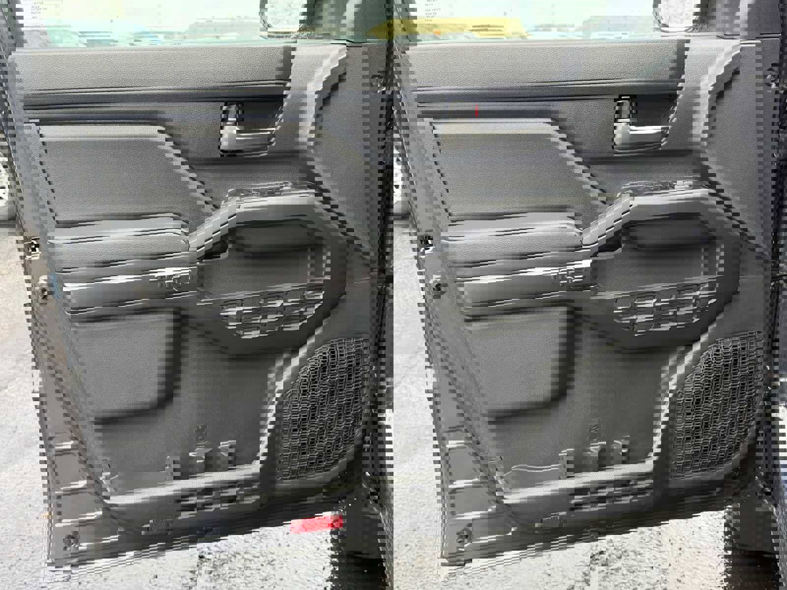 New 2025 Toyota Tacoma TRD Off-Road image 7