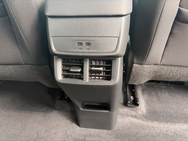 Used 2026 Chevrolet Equinox LT w/ LPO, Floor Liner Package AWD/4WD image 14
