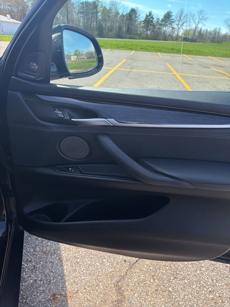 Used 2014 BMW X5 xDrive35d image 20