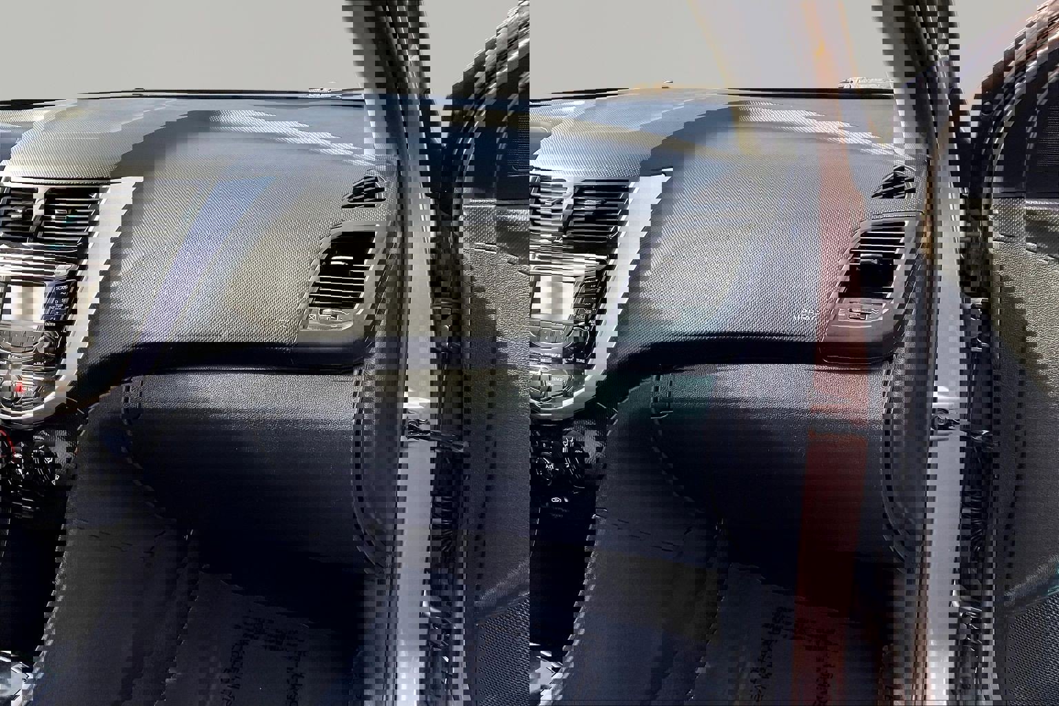 Used 2012 Hyundai Accent SE image 25