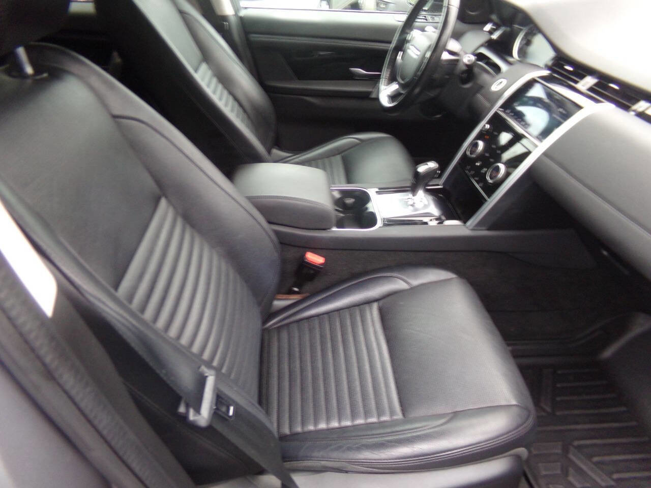 Used 2020 Land Rover Discovery Sport S image 36