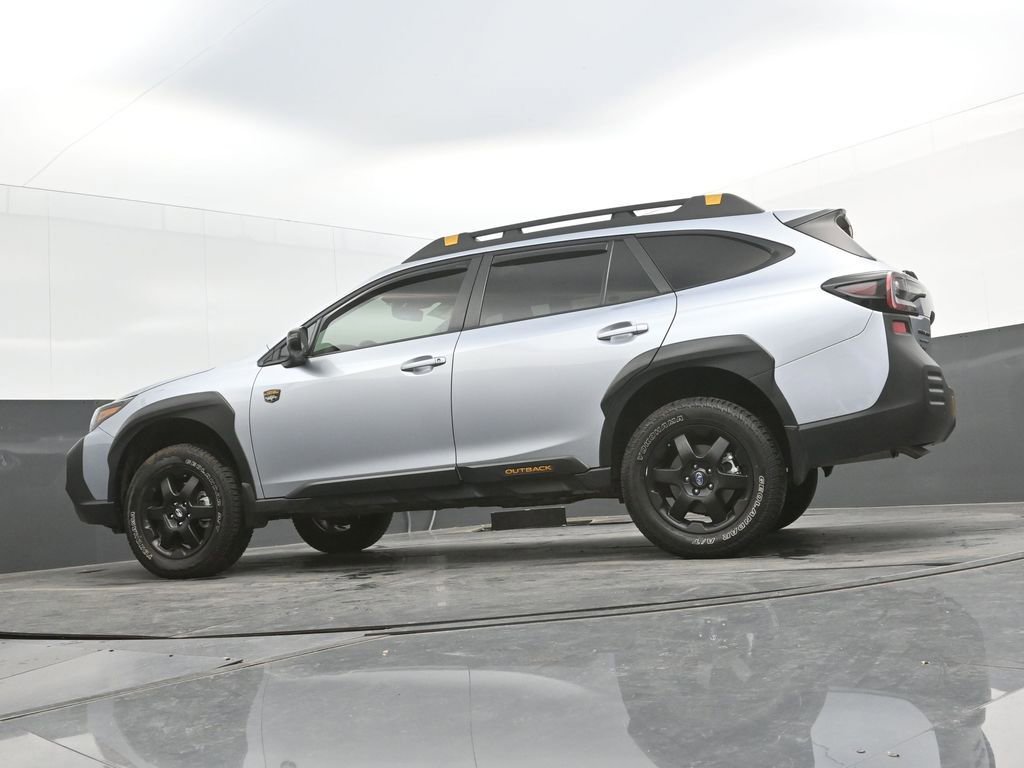 Used 2025 Subaru Outback Wilderness image 32