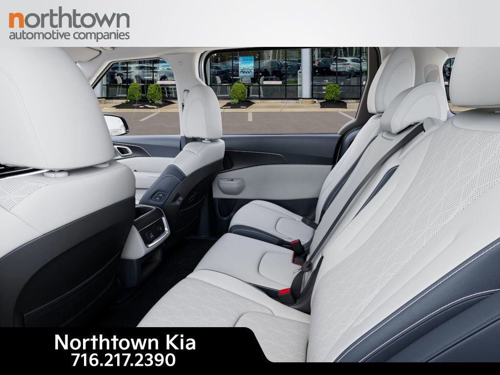 New 2026 Kia Carnival SX w/ SX Dark Edition Package FWD image 19