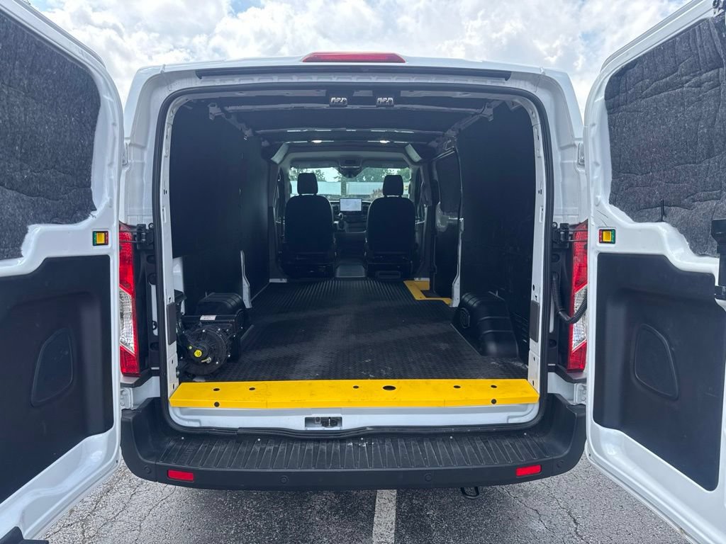 Certified 2025 Ford Transit 350 Low Roof AWD image 29