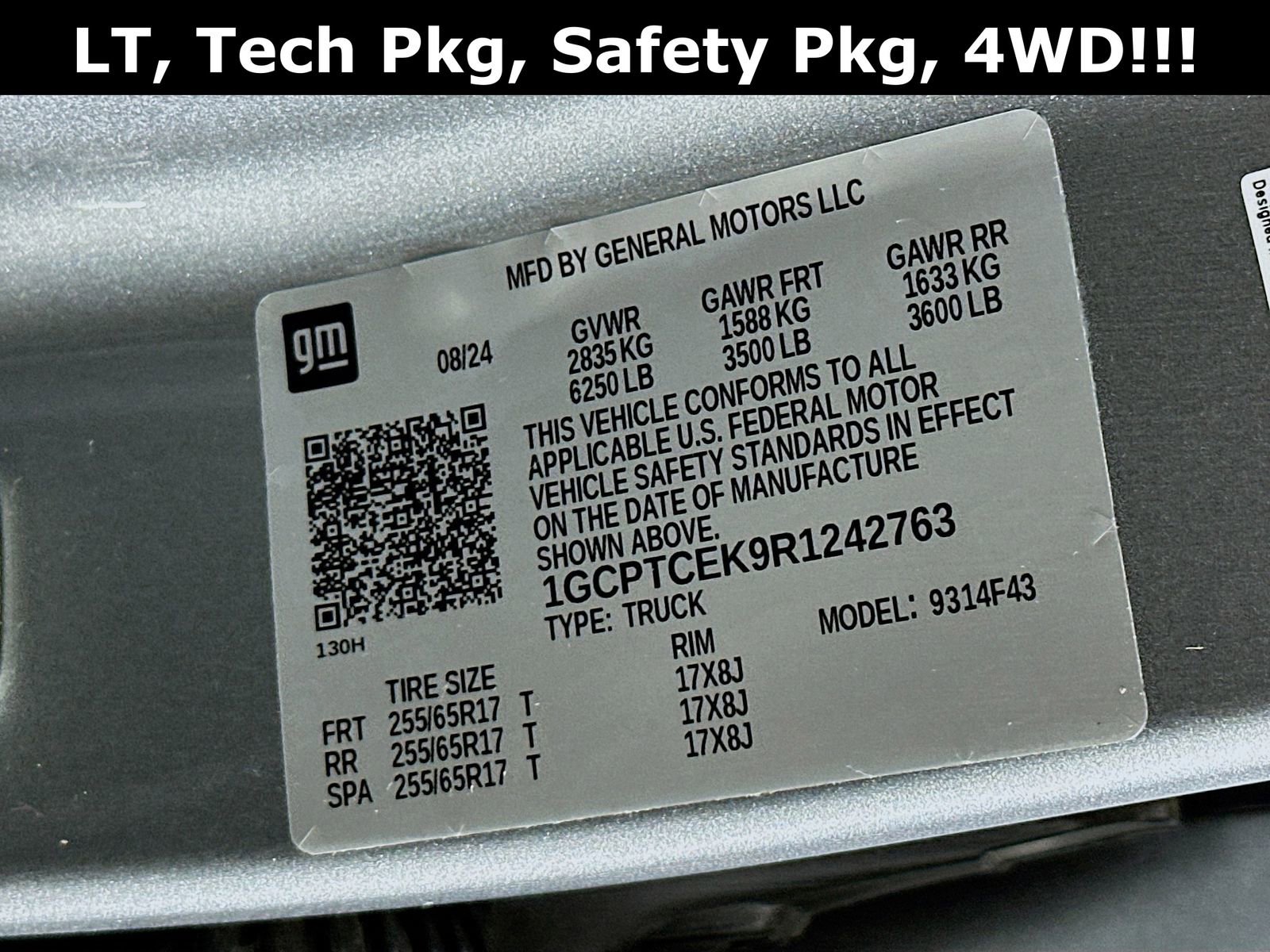 Used 2024 Chevrolet Colorado LT w/ LT Convenience Package II image 33