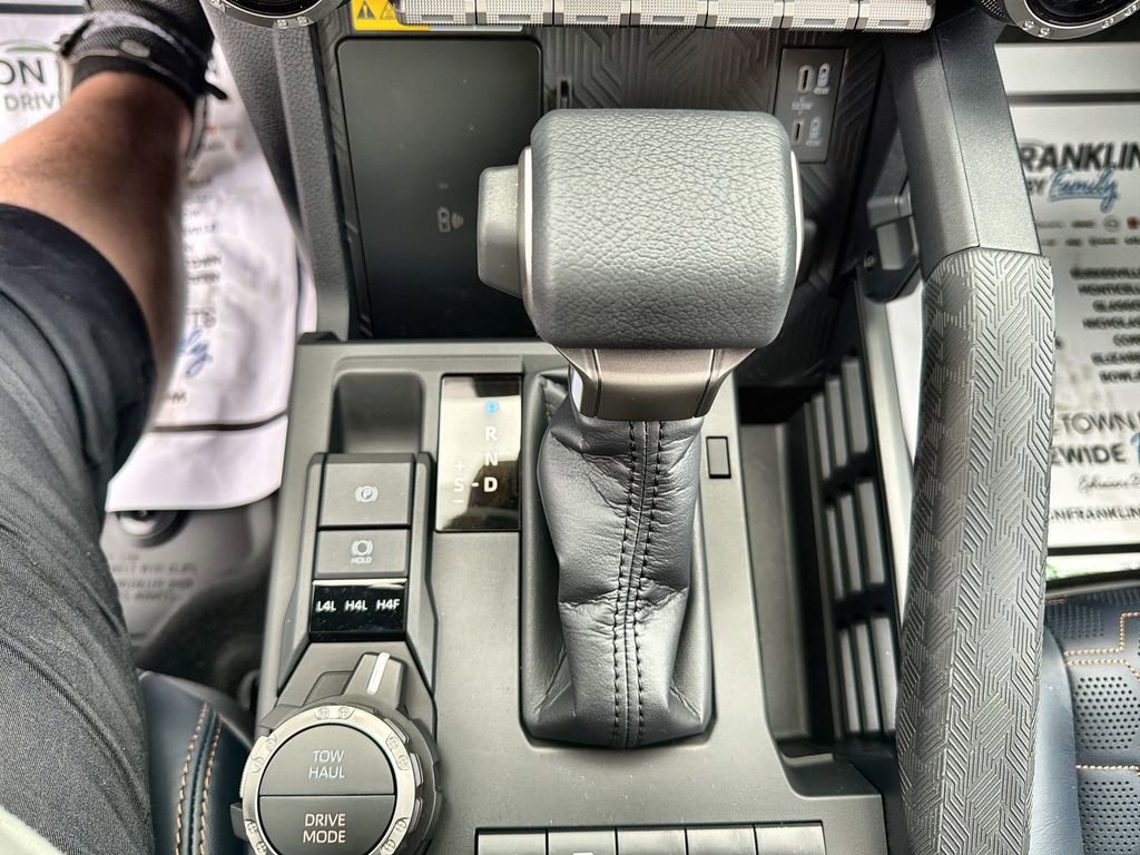 New 2026 Toyota 4Runner Platinum AWD/4WD image 26