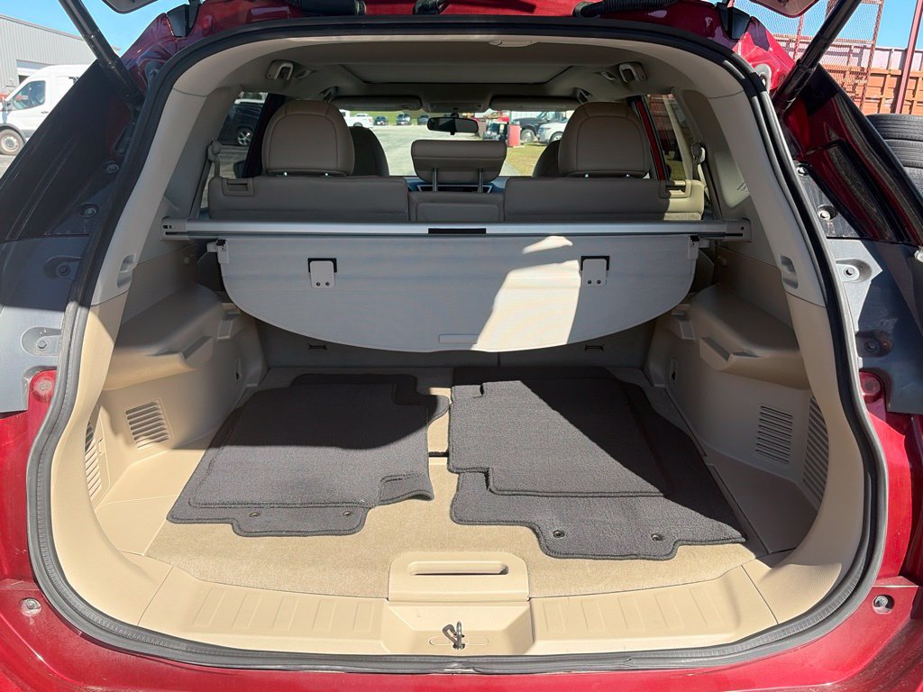 Used 2015 Nissan Rogue SL w/ SL Premium Package AWD/4WD image 6