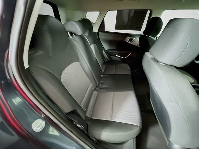 Used 2020 Kia Soul LX image 26