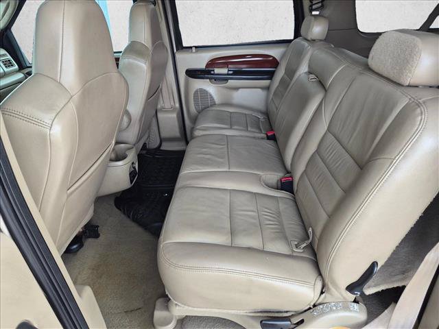 Used 2005 Ford Excursion Limited AWD/4WD image 15
