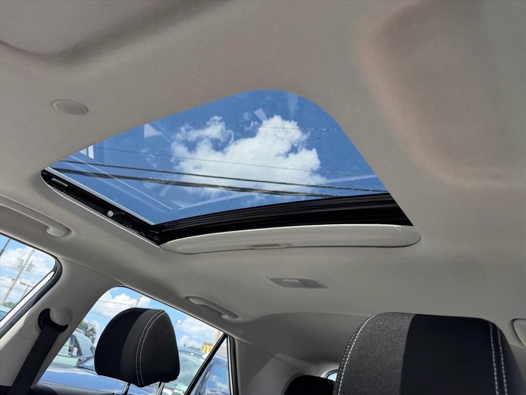 New 2026 Hyundai Venue SEL FWD image 12