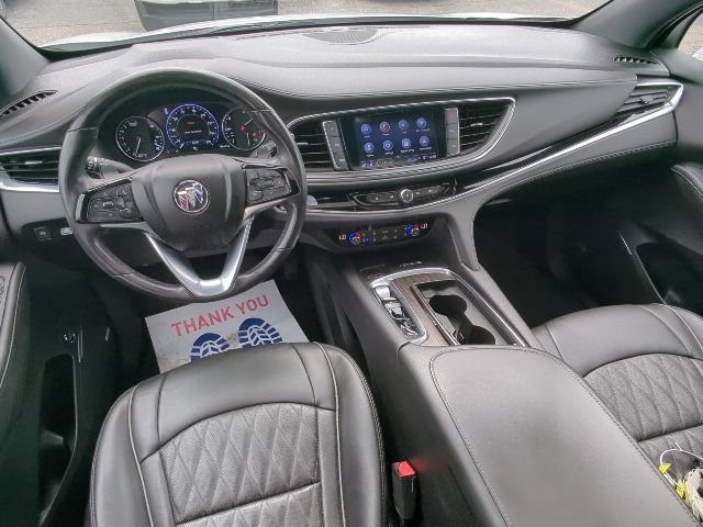 Used 2022 Buick Enclave Avenir w/ Avenir Technology Package AWD/4WD image 25