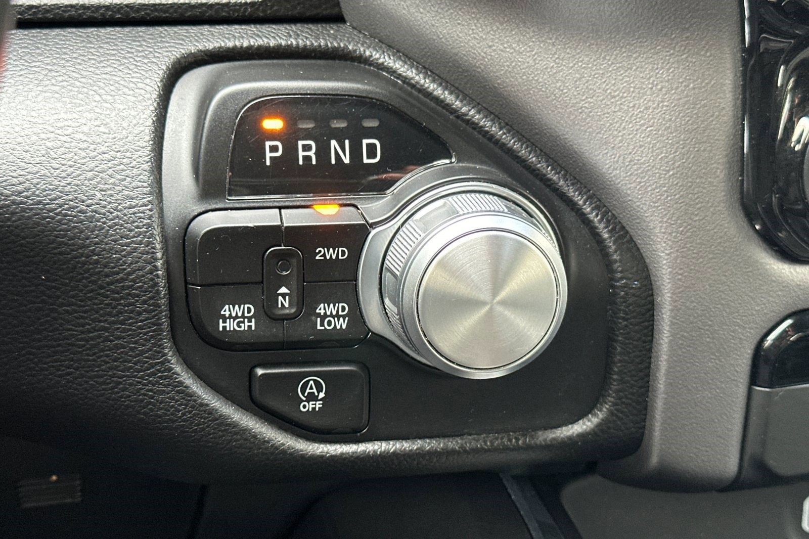 Used 2023 RAM 1500 Laramie AWD/4WD image 17