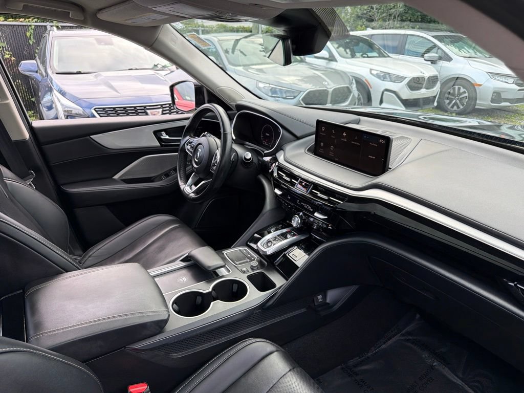 Used 2023 Acura MDX w/ Technology Package AWD/4WD image 15