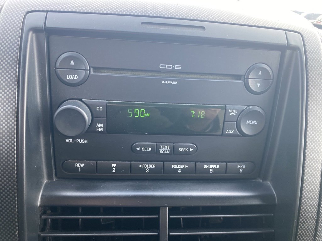 Used 2007 Ford Explorer Sport Trac Limited image 13