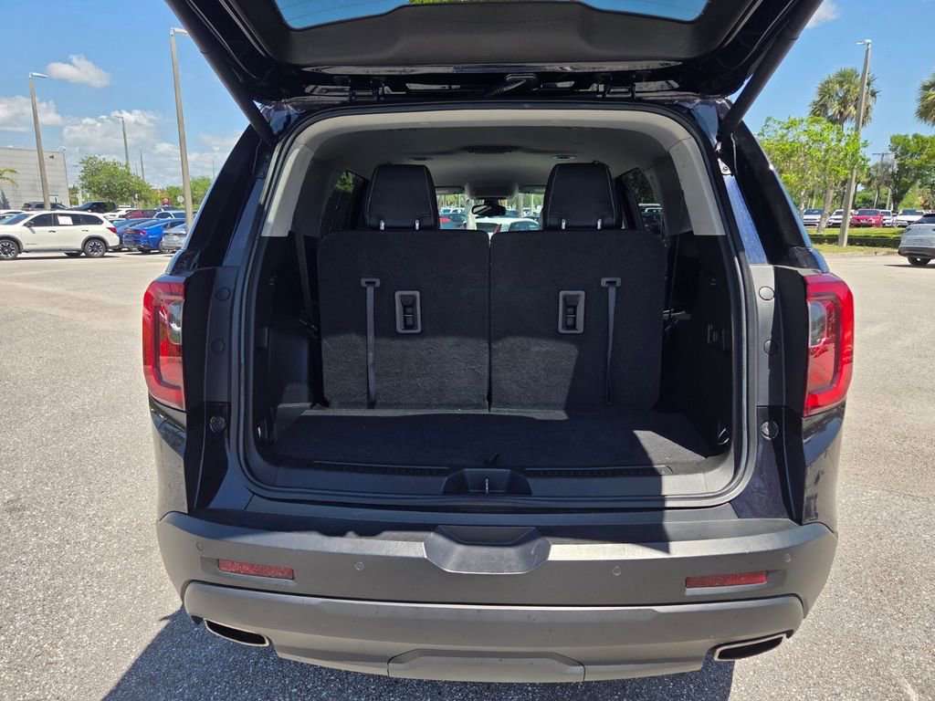Used 2022 GMC Acadia SLT w/ Elevation Edition FWD image 30