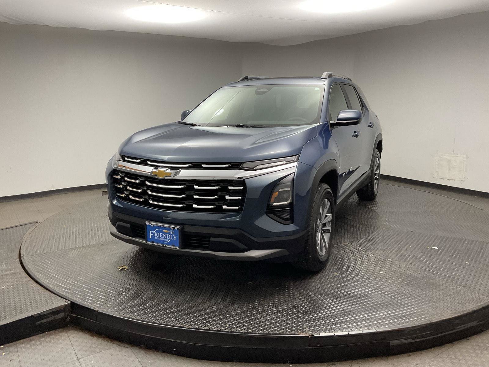 Certified 2025 Chevrolet Equinox LT w/ LPO, Floor Liner Package FWD image 3