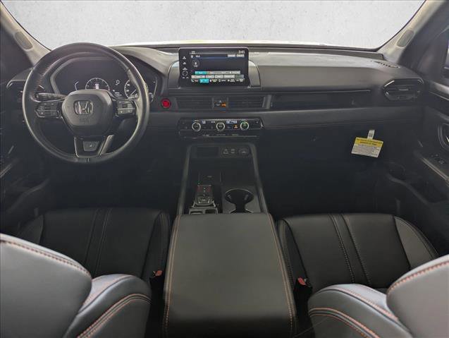 Used 2025 Honda Pilot TrailSport image 21