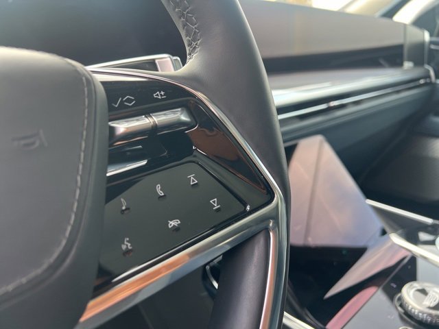 Used 2025 Cadillac Escalade IQ Luxury 2 w/ LPO, Premium Carpet Package image 17
