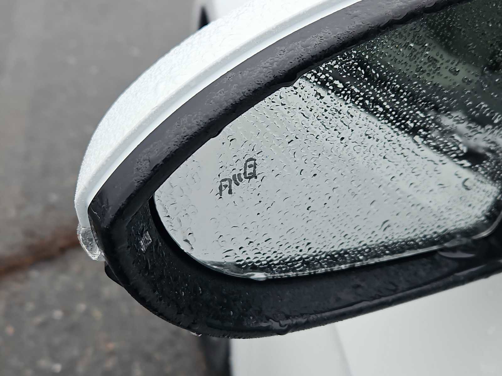 Used 2018 Volkswagen Golf SE image 21