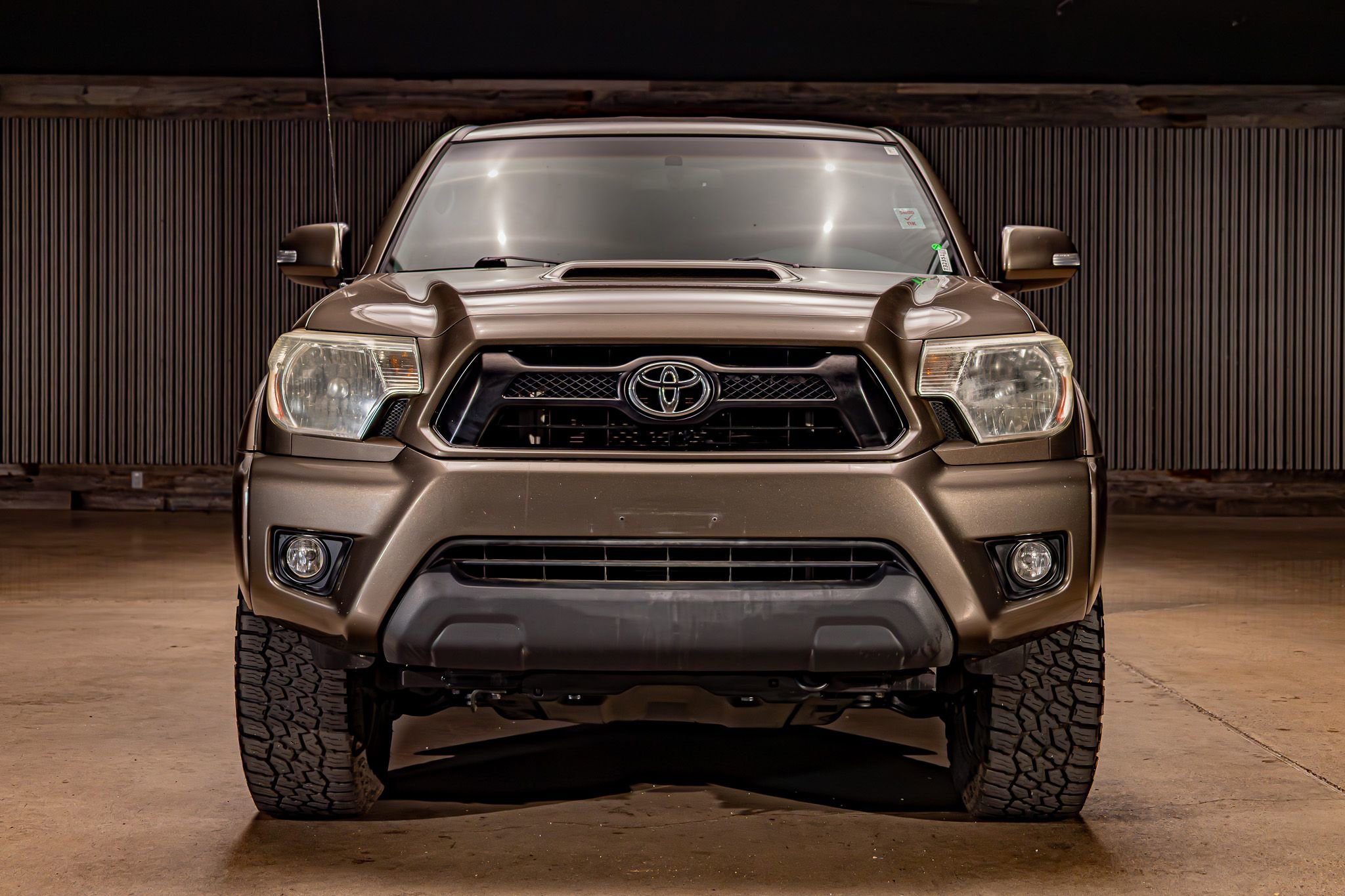 Used 2013 Toyota Tacoma PreRunner w/ TRD Sport Pkg video 2