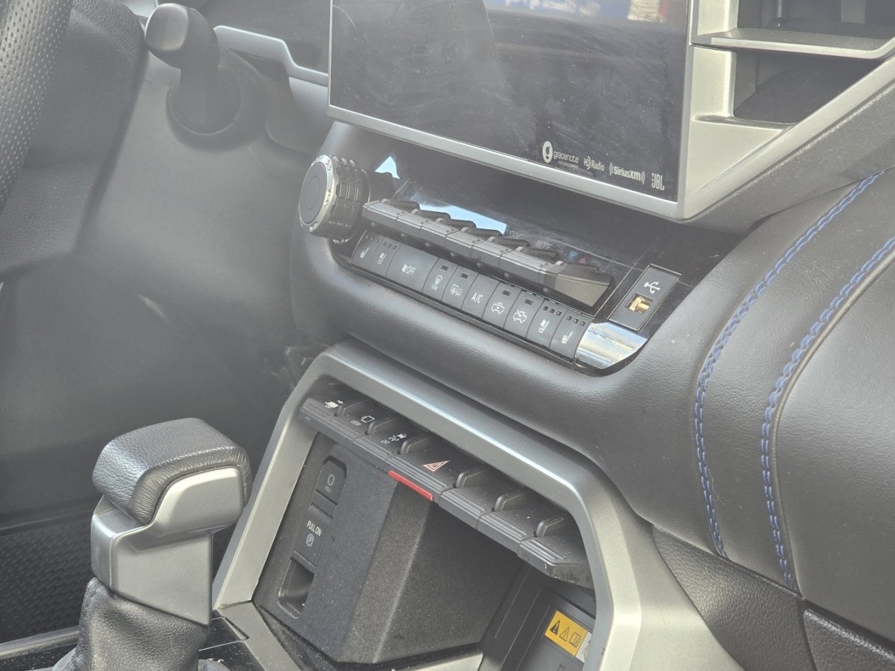 Used 2024 Toyota Tundra Platinum image 17