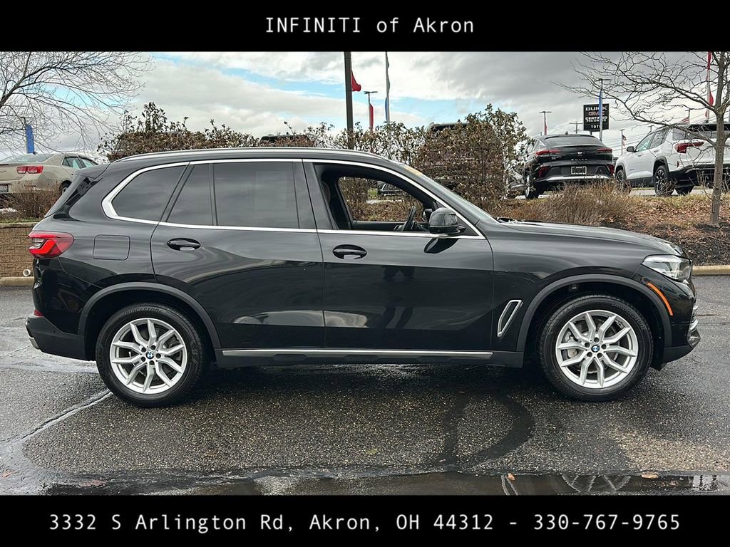 Used 2023 BMW X5 xDrive40i w/ Premium Package image 15