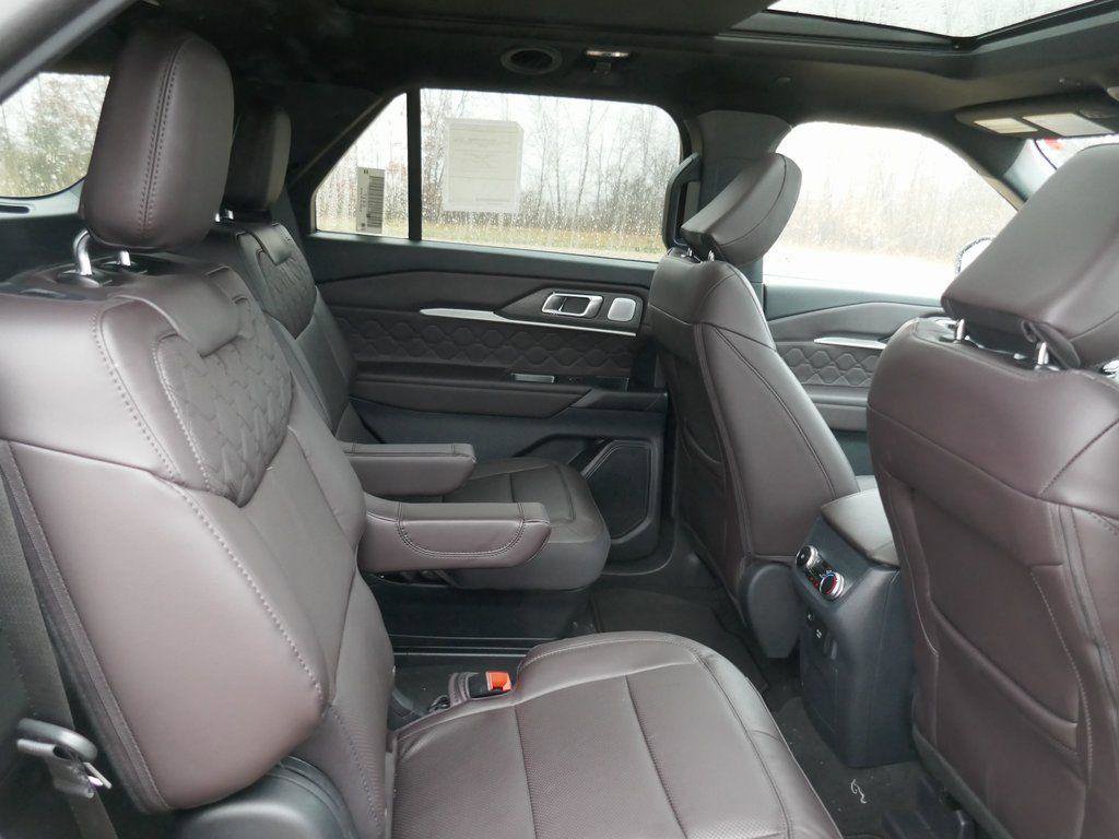 New 2026 Ford Explorer Platinum w/ LUX Leather Package image 12