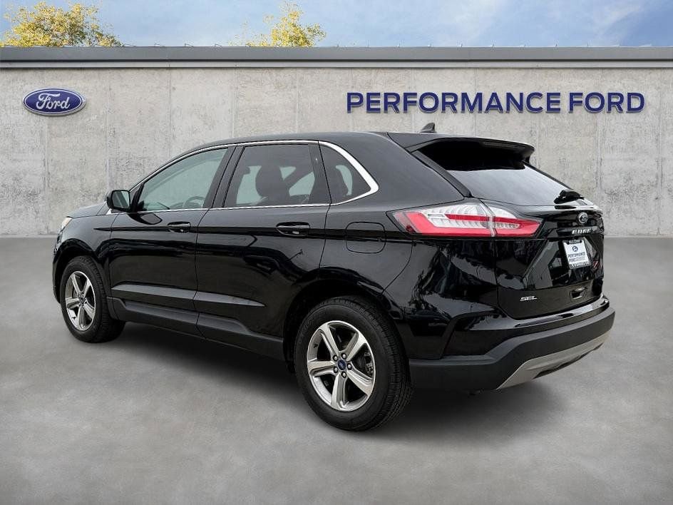Certified 2022 Ford Edge SEL w/ Convenience Package AWD/4WD image 11