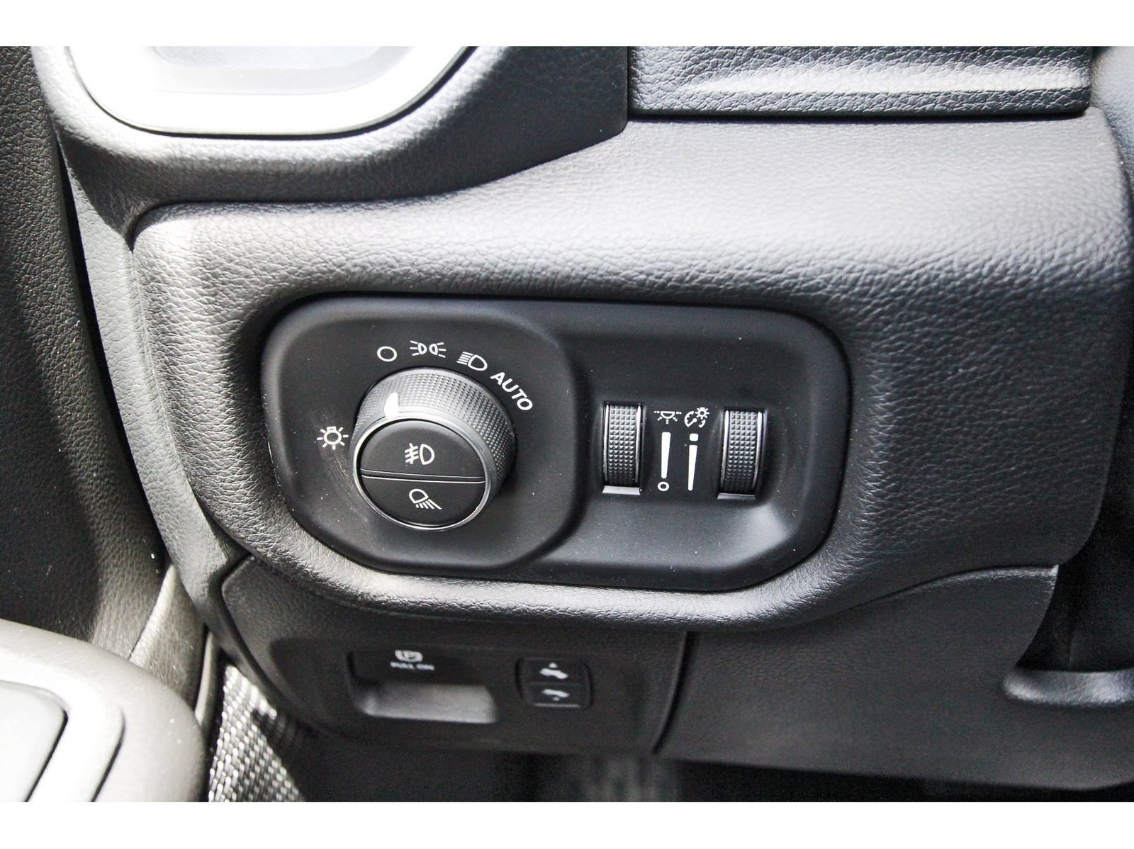 Used 2026 RAM 1500 Big Horn RWD image 18