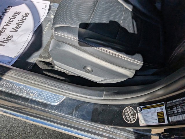 Used 2016 Mercedes-Benz C 300 4MATIC Sedan image 8