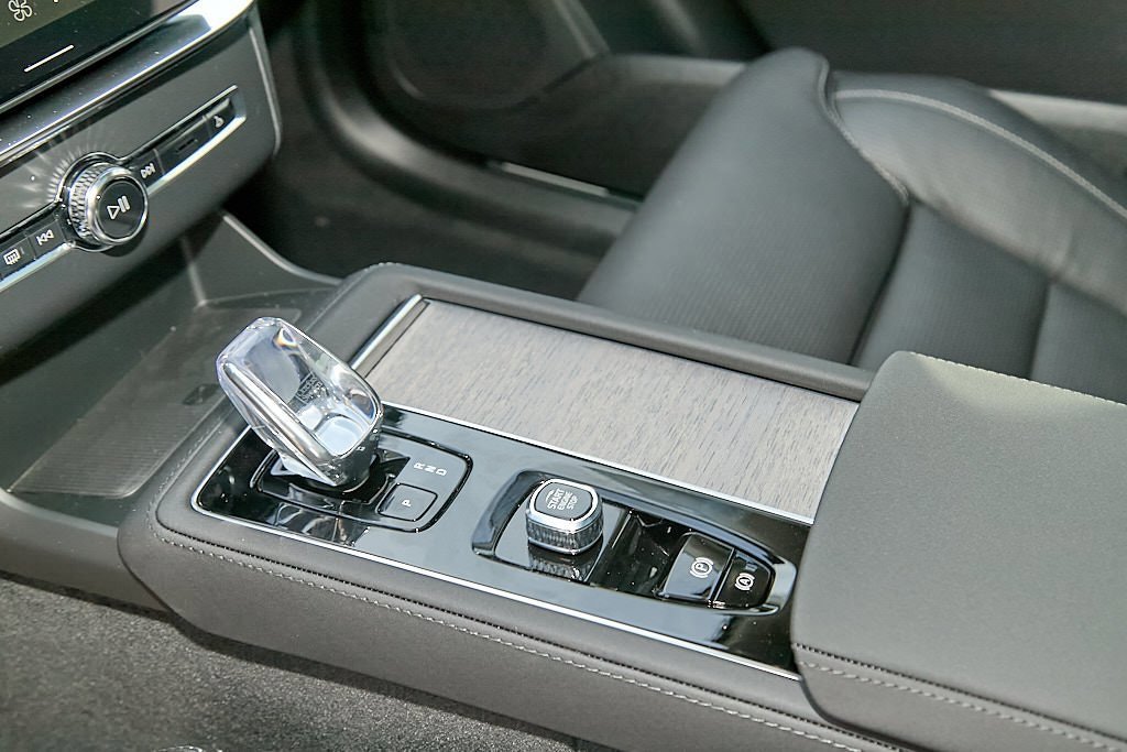 New 2026 Volvo XC90 B6 Ultra w/ Protection Package image 16