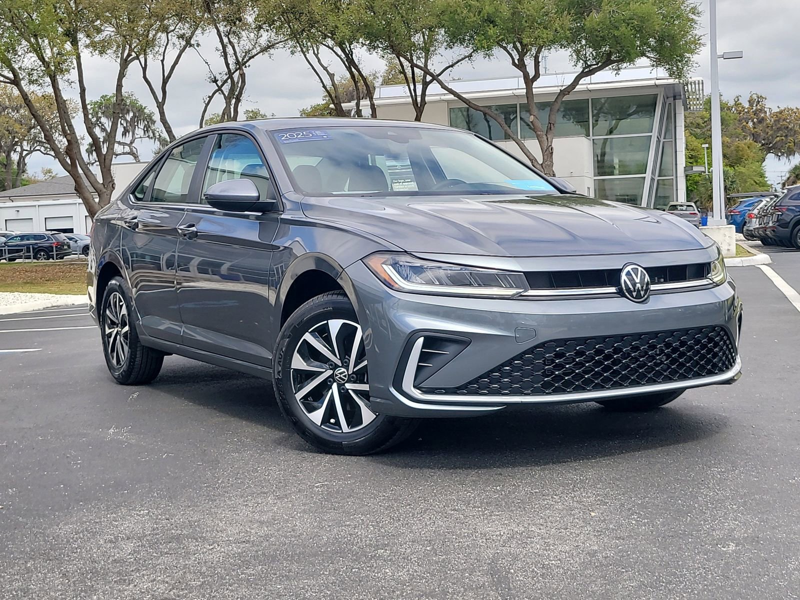 Certified 2025 Volkswagen Jetta S image 33