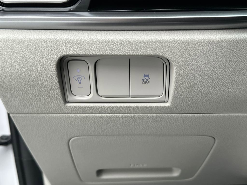 New 2026 Kia Sorento S w/ S Panoramic Sunroof Package image 22