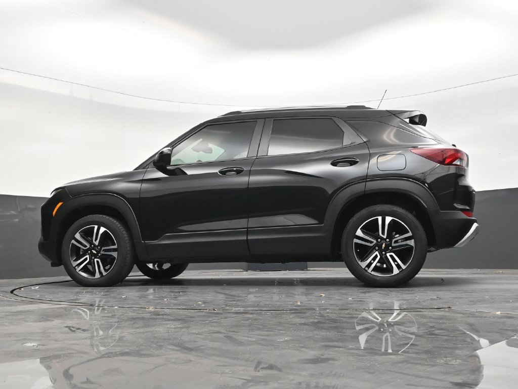 Used 2023 Chevrolet TrailBlazer LT w/ Convenience Package AWD/4WD image 21