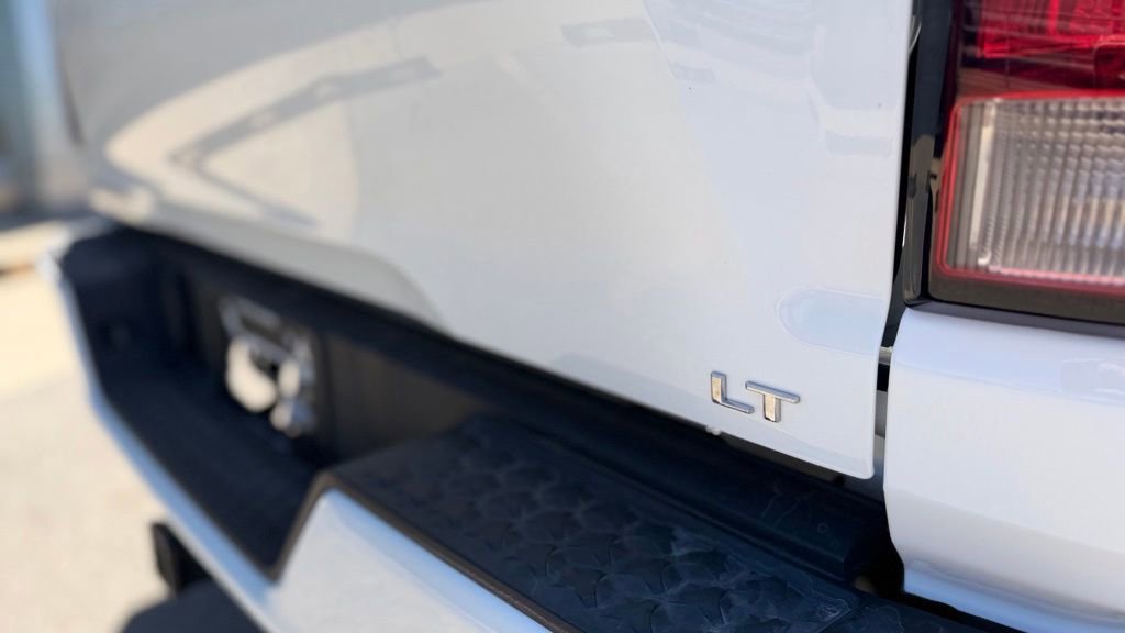 Used 2024 Chevrolet Colorado LT w/ LT Convenience Package AWD/4WD image 5