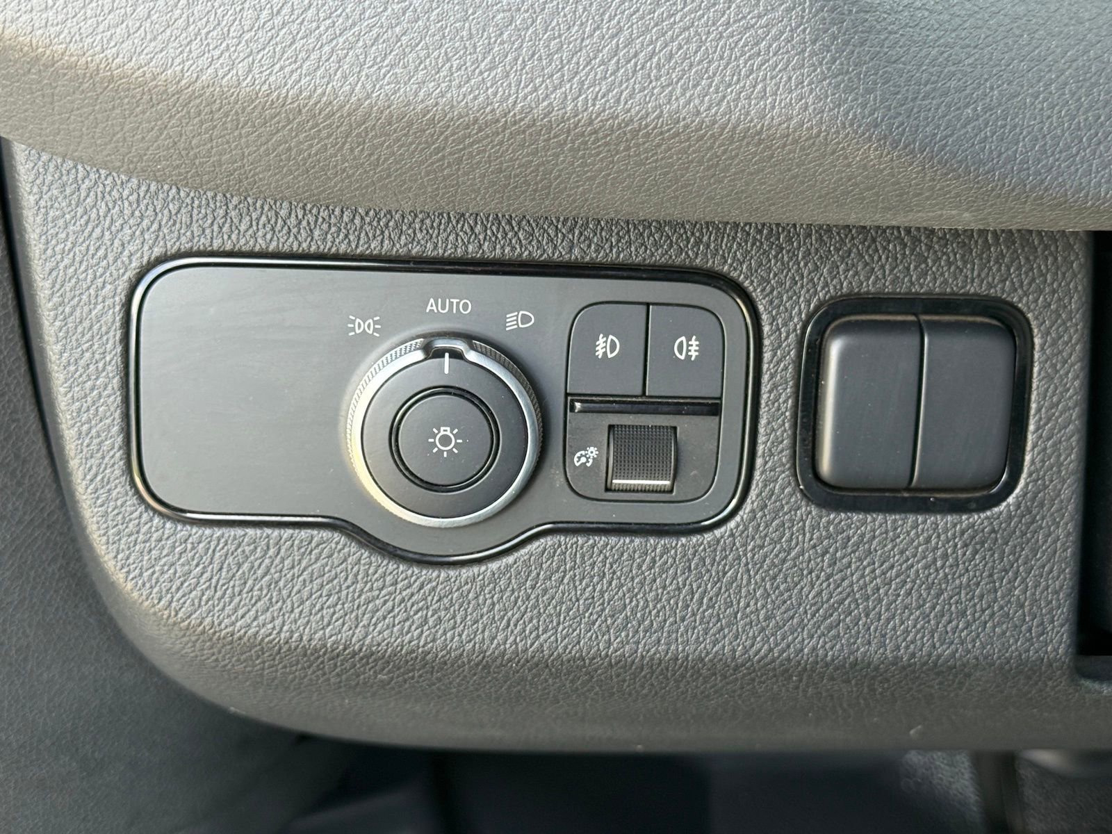 Used 2019 Mercedes-Benz Sprinter 170 image 30