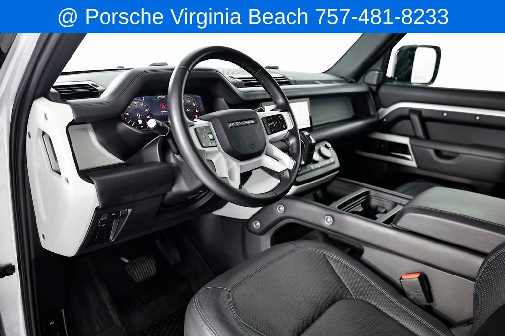 Used 2023 Land Rover Defender 90 S image 19