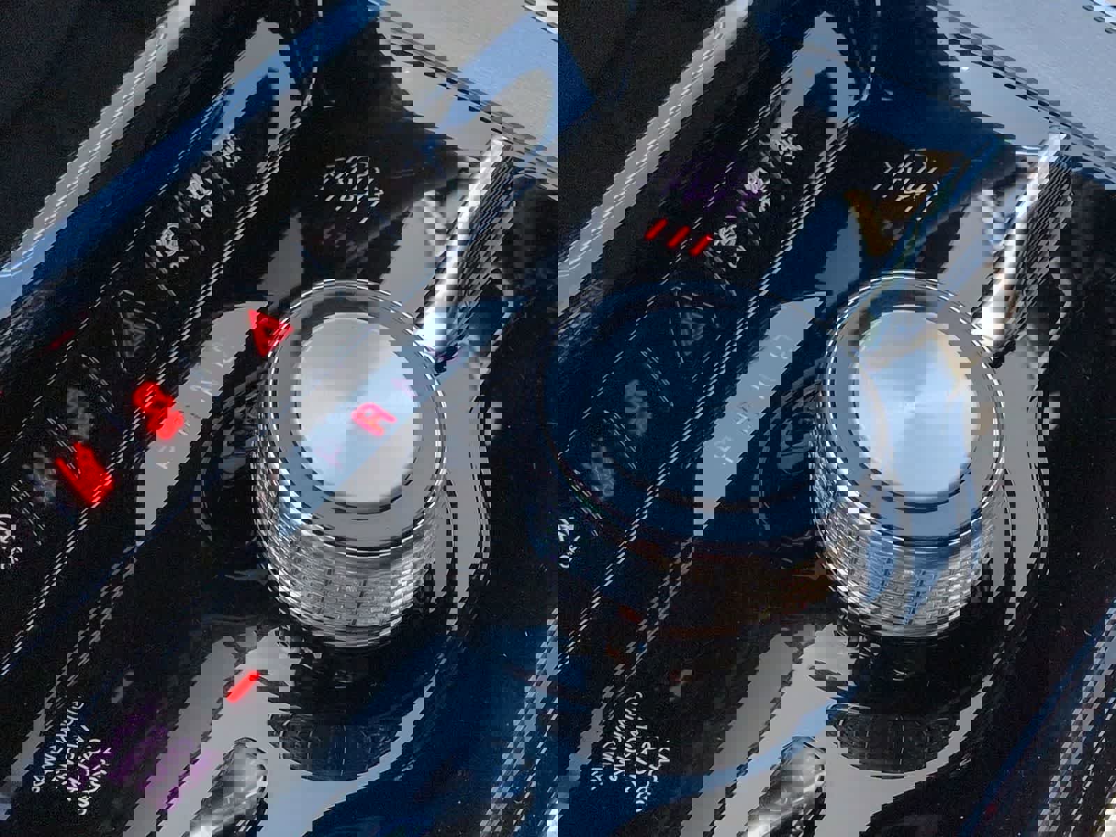 Certified 2024 Jeep Wagoneer L Series II w/ Convenience Group I image 34