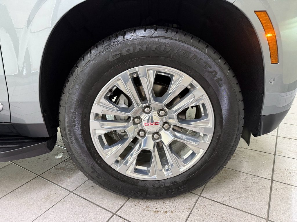 Certified 2025 GMC Yukon Denali AWD/4WD image 17