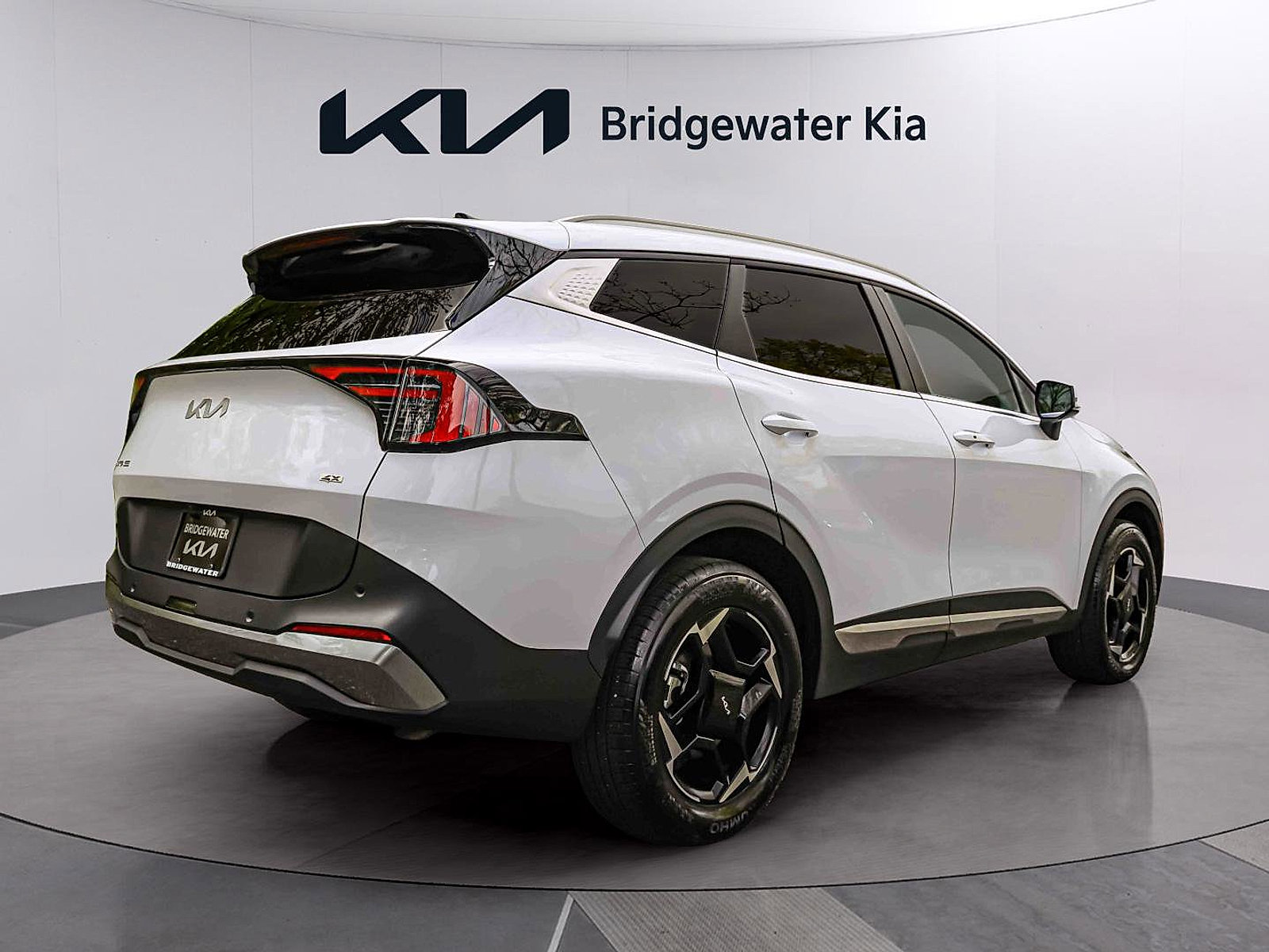 Certified 2026 Kia Sportage EX AWD/4WD image 7