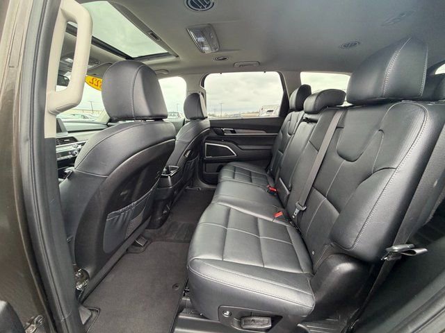 Used 2022 Kia Telluride EX image 21