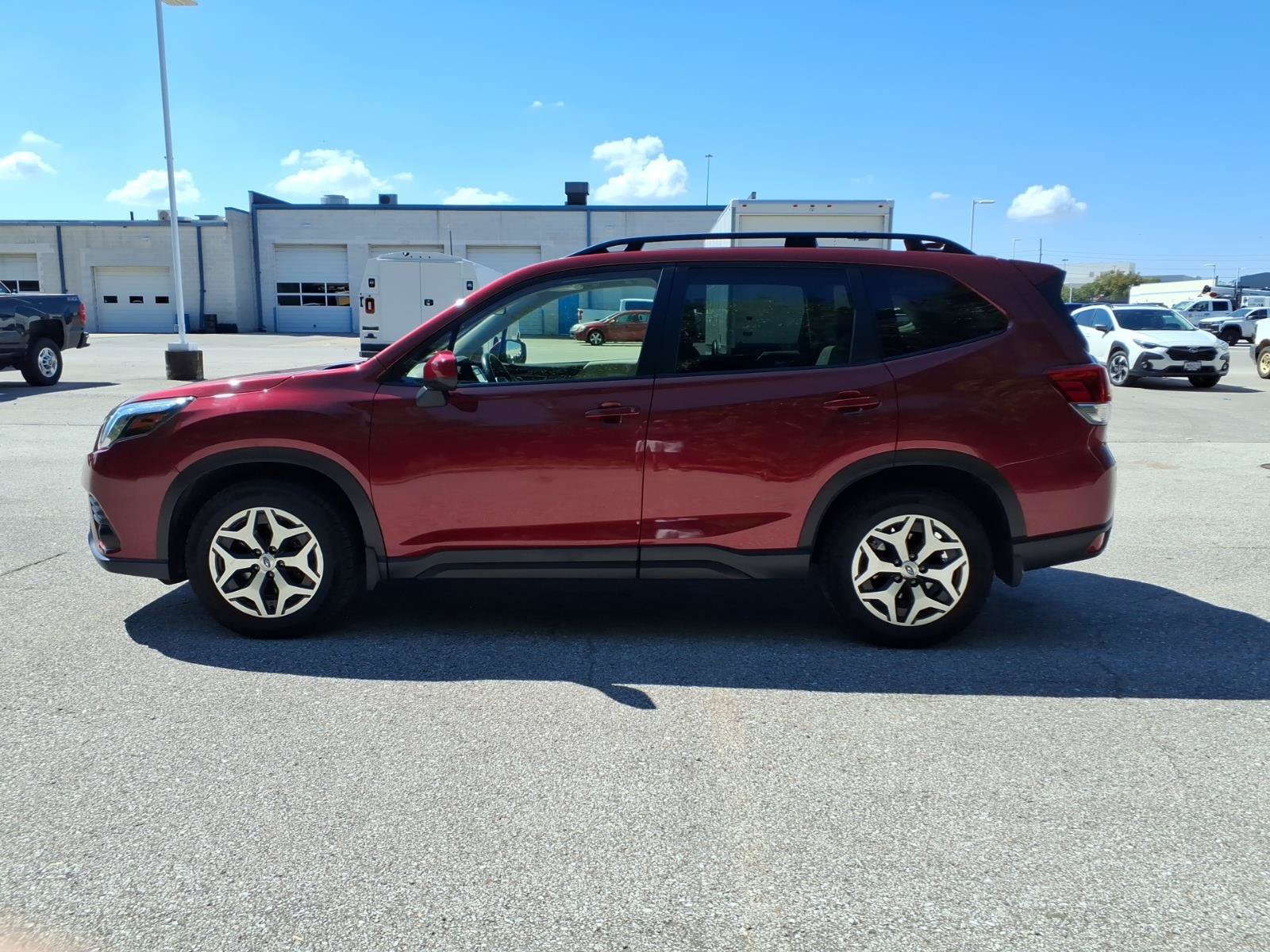 Used 2022 Subaru Forester Premium AWD/4WD image 4