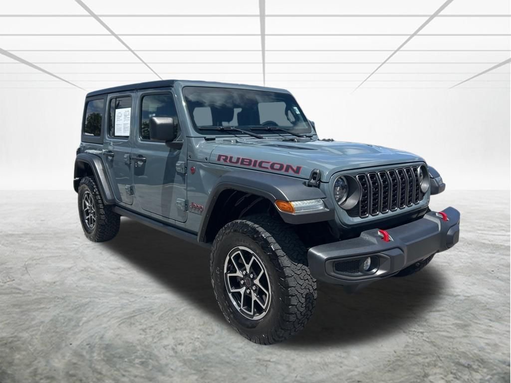 Used 2024 Jeep Wrangler Unlimited Rubicon image 2