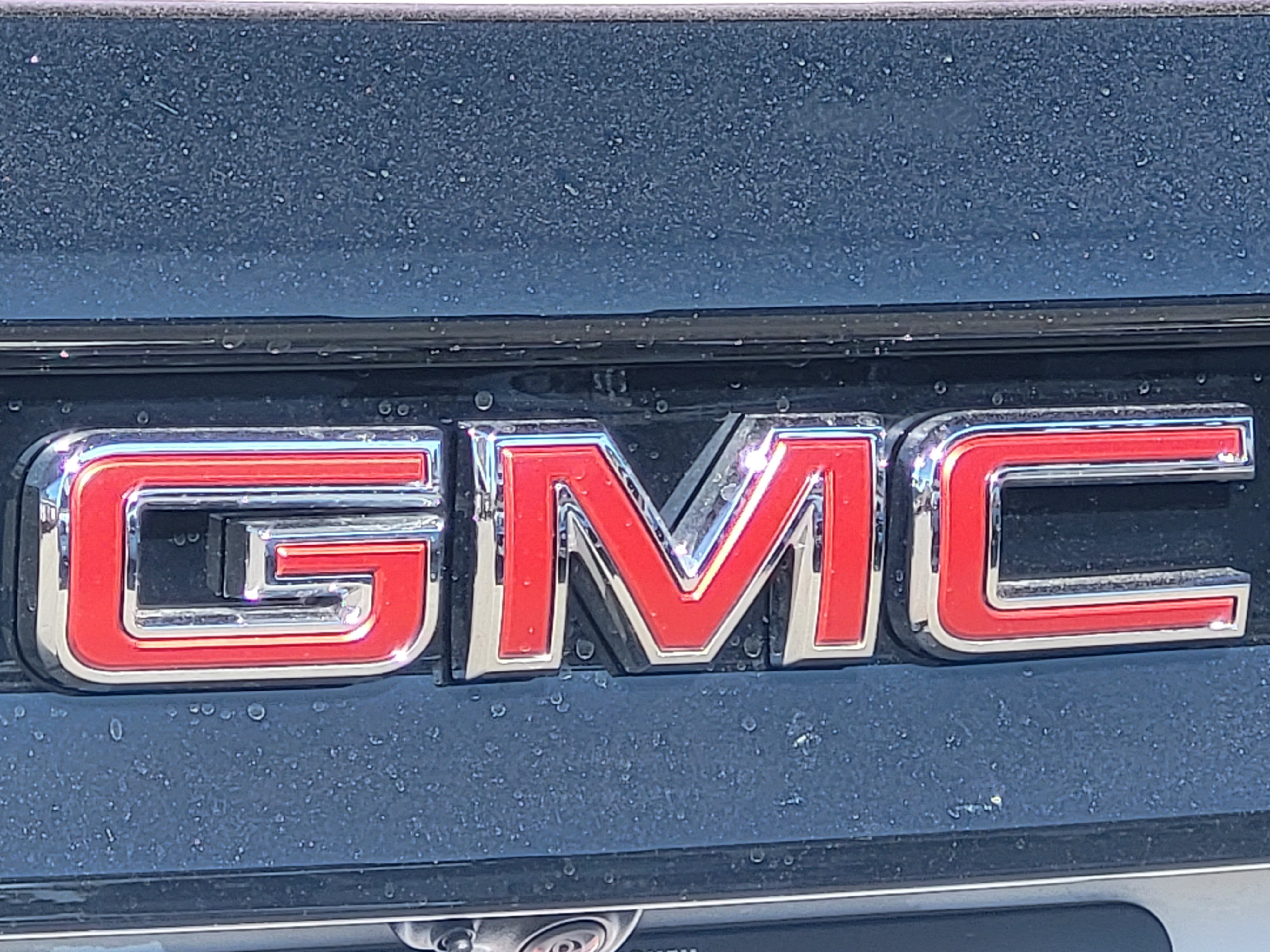 New 2026 GMC Acadia AT4 w/ Luxury Package image 11